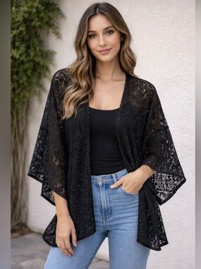 Hollister & Co Black See-Through Patterened Kimono Cover-Up